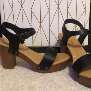 NWOT heels